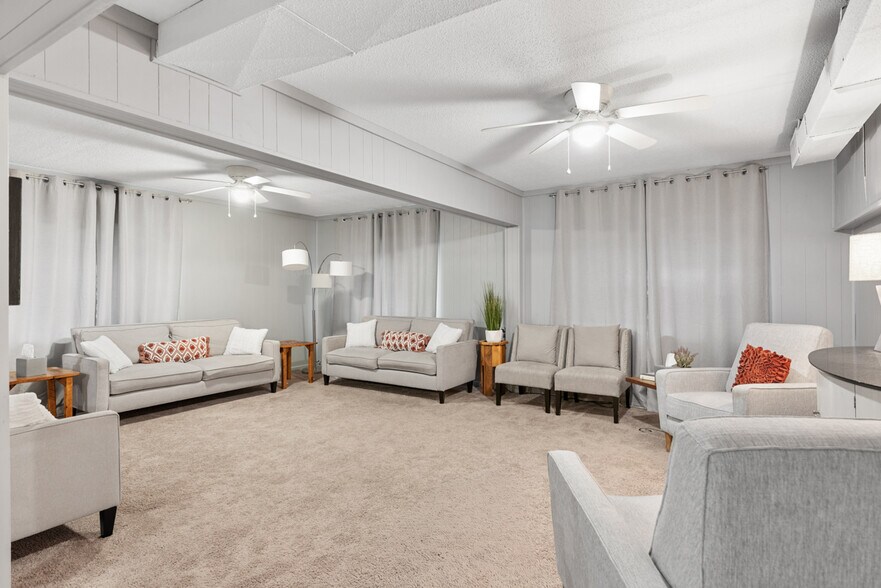 More Photos Of 310 Coles Ferry Pike, Lebanon Religious Facility For Sale