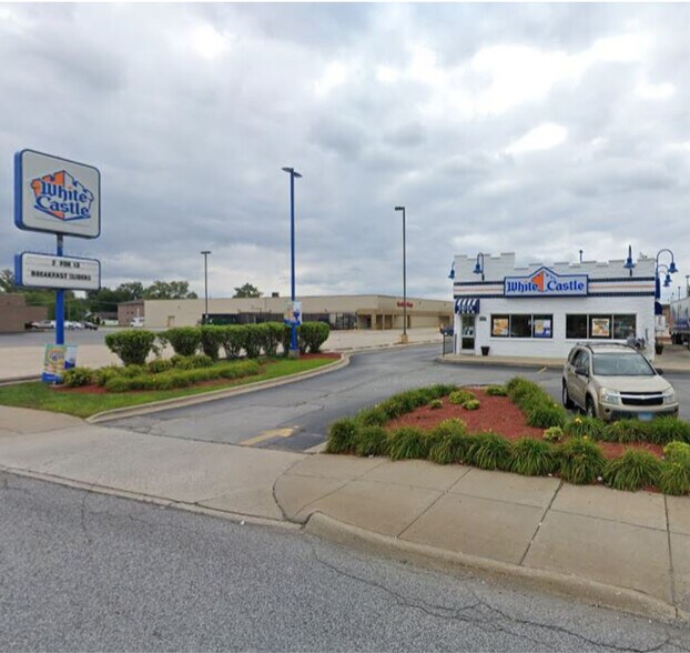 More Photos Of 7900 S Harlem Ave, Bridgeview Fast Food For Lease