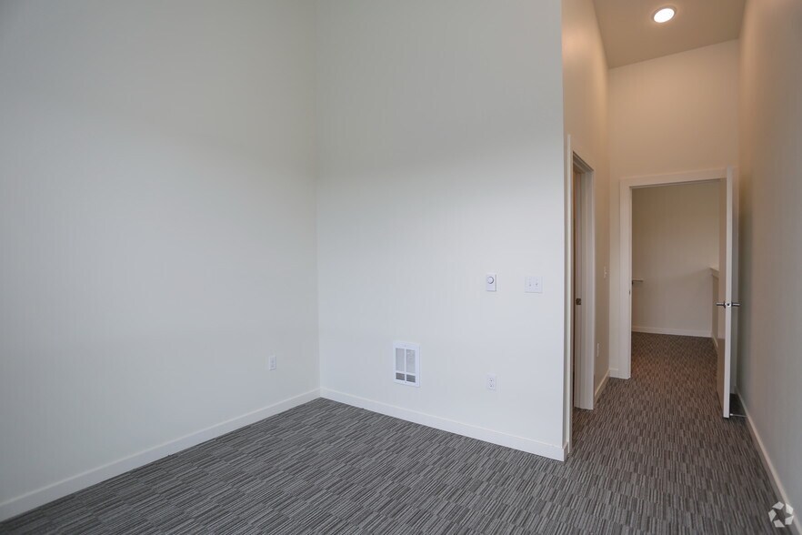 More Photos Of 9924 NE 185th St, Bothell Apartments For Lease