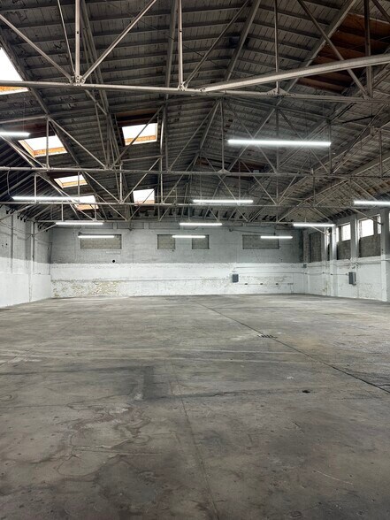 More Photos Of 1750 E 12th St, Oakland Service For Sale