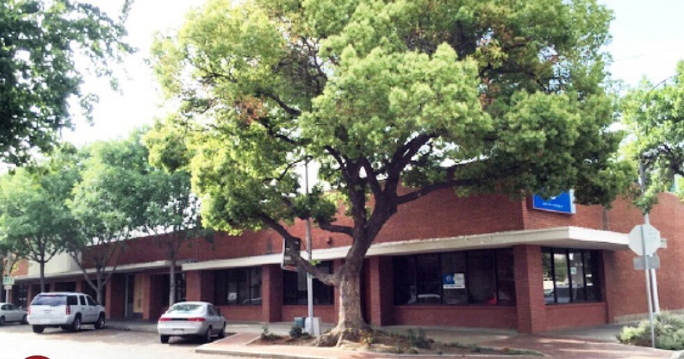 More Photos Of 309-317 W Main St, Visalia Office For Lease