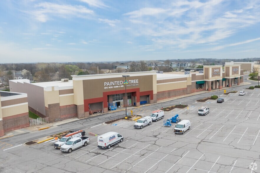 More Photos Of 8111-8201 NW Roanridge Rd, Kansas City General Retail For Lease