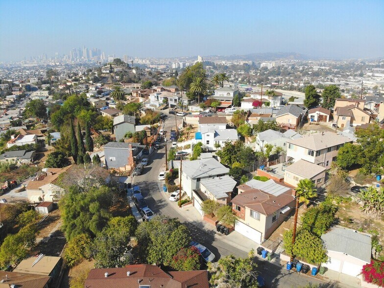 More Photos Of 3733 Bostwick St, Los Angeles Apartments For Sale