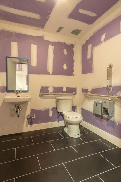 More Photos Of 51 Washington Ave, Brooklyn Storefront Retail Office For Lease