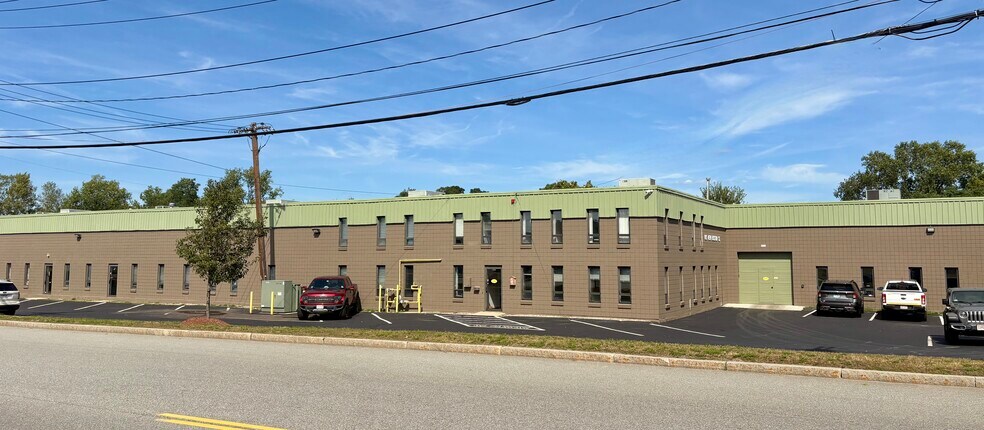 More Photos Of 185 New Boston St, Woburn Manufacturing For Lease