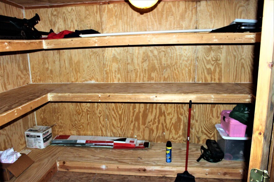 More Photos Of 502 Elm, Tilden Restaurant For Sale