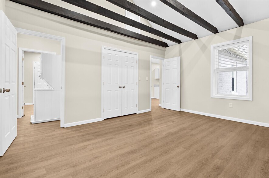 More Photos Of 38 Bloomsbury Ave, Catonsville General Retail For Lease