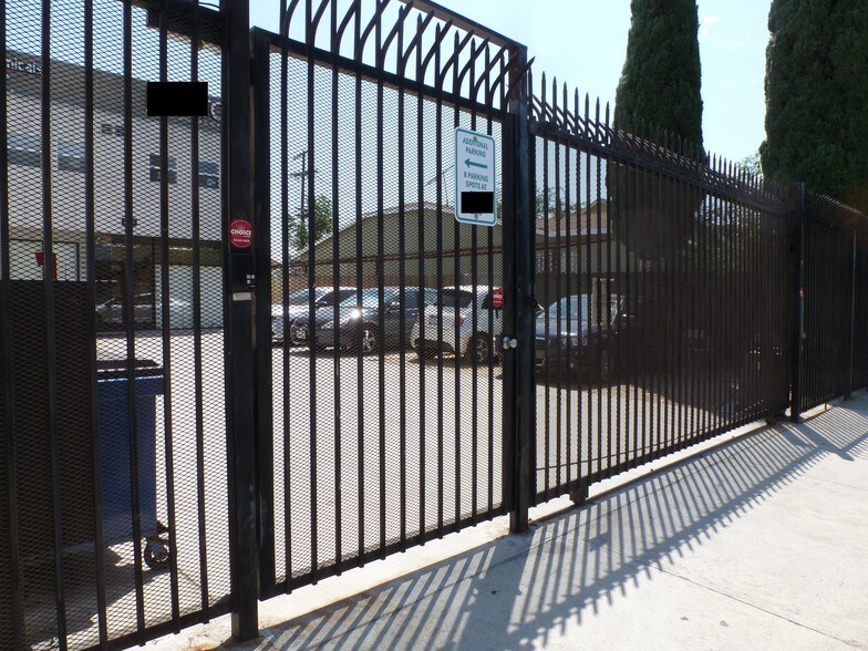 More Photos Of 3608 Griffith Ave, Los Angeles Light Manufacturing For Lease