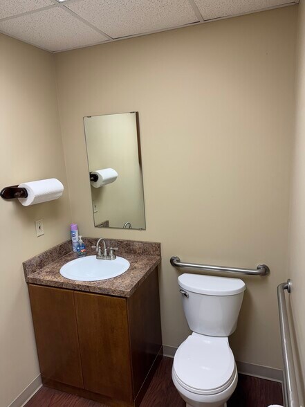 More Photos Of 3600 S Oates St, Dothan General Retail For Lease