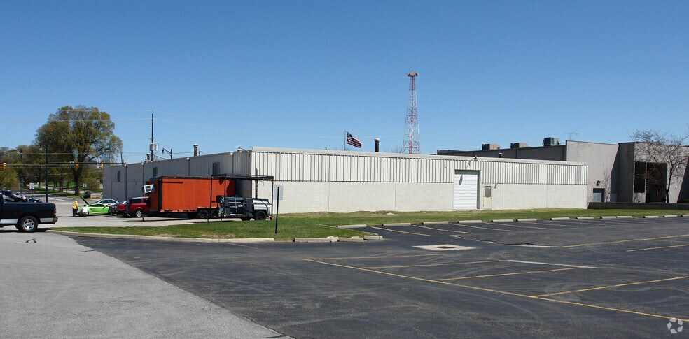 More Photos Of 967 W Goodale Blvd, Columbus Warehouse For Lease
