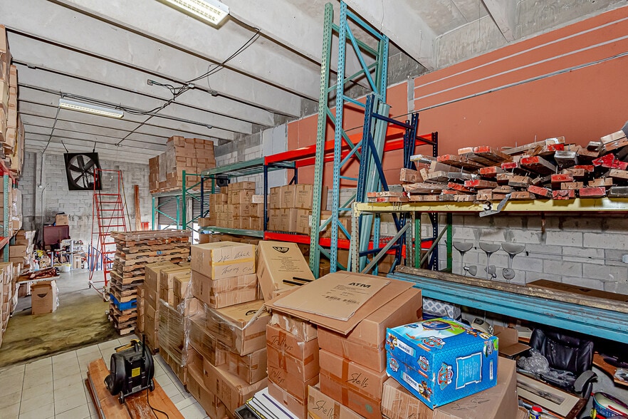 More Photos Of 5220 NW 72nd Ave, Miami Warehouse For Lease