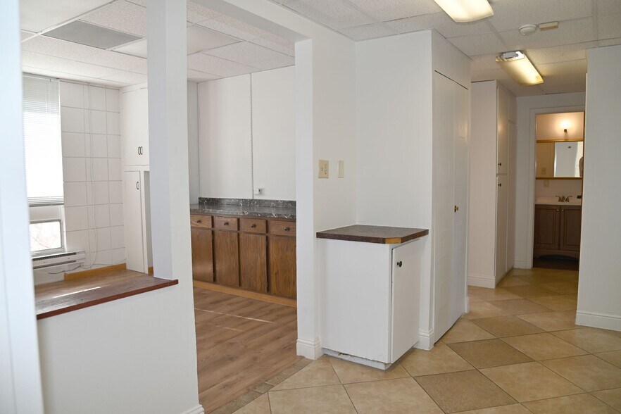 More Photos Of 7375 Samuel Dr, Denver Specialty For Sale