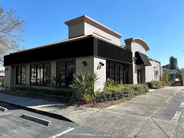 More Photos Of 4535 E Bay Dr, Clearwater Restaurant For Sale