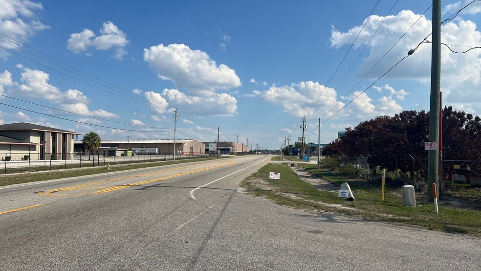 More Photos Of 5450 Commercial Blvd, Winter Haven Distribution For Lease