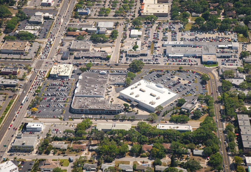 More Photos Of 3800 S Tamiami Trl, Sarasota Unknown For Lease