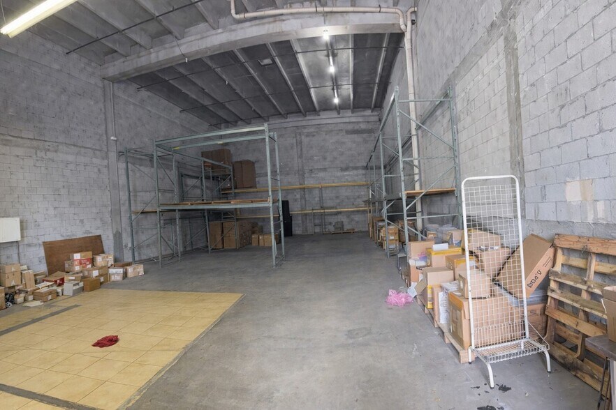More Photos Of 6900-6914 NW 50th St, Miami Warehouse For Lease