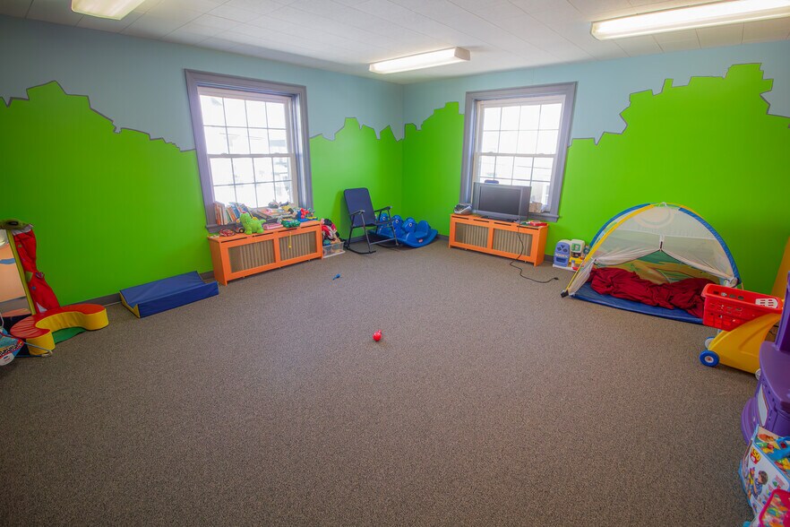 More Photos Of 181 Western ave, Albany Religious Facility For Sale