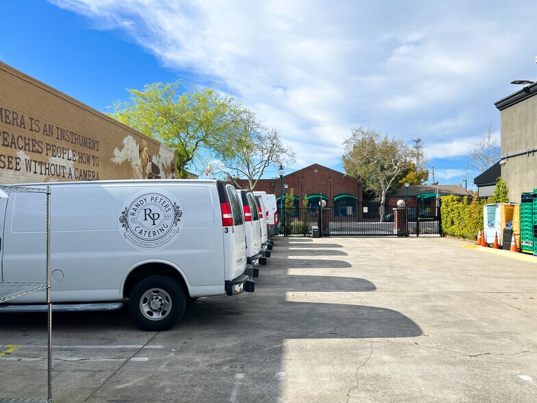 More Photos Of 105 Vernon St, Roseville Freestanding For Sale