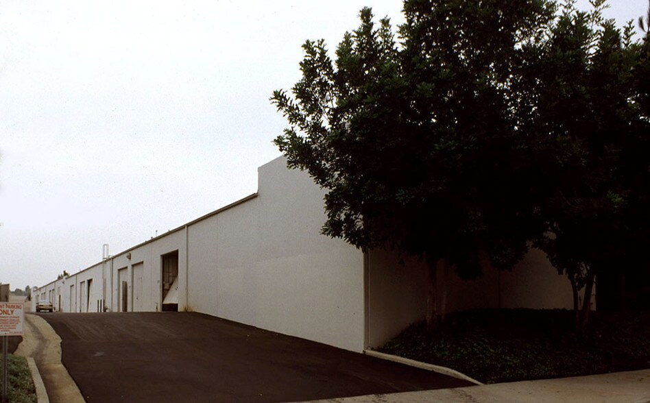 More Photos Of 20254-20290 E Carrey Rd, Walnut Flex For Lease