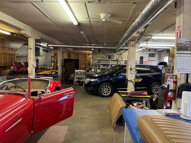 More Photos Of 46 Jefferson St, Brookville Storefront Retail Residential For Sale