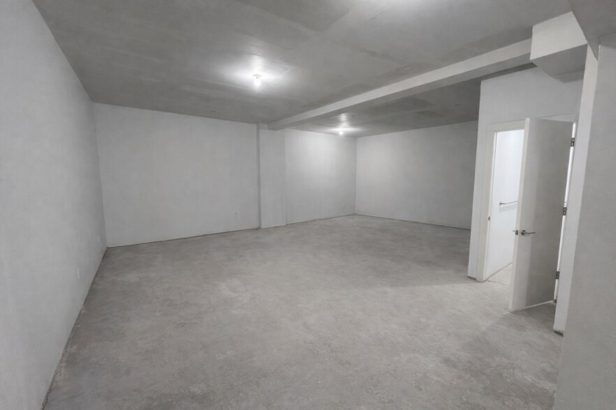 More Photos Of 85 S 6th St, Brooklyn Apartments For Lease