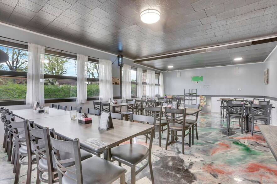 More Photos Of 609 Mill St, New Lexington Restaurant For Sale