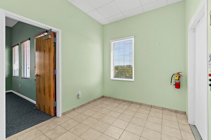 More Photos Of 3270 Highway A1A, Melbourne Beach Office For Lease