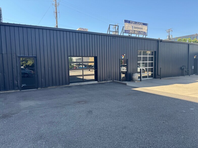 More Photos Of 3120C Blake St, Denver Storefront Retail Office For Lease