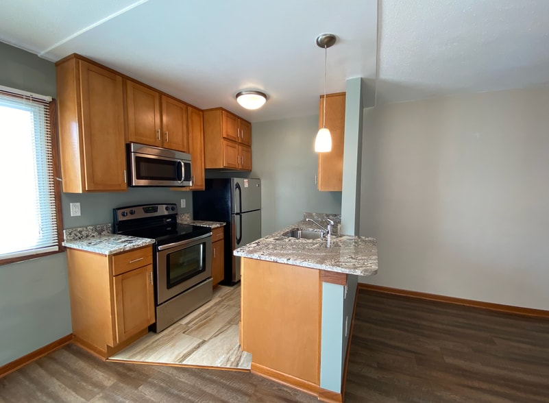 More Photos Of 2637 Pleasant Ave S, Minneapolis Apartments For Sale