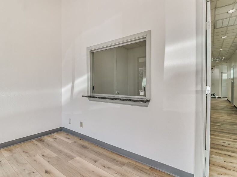 More Photos Of 13509 N Meridian Ave, Oklahoma City Medical For Sale