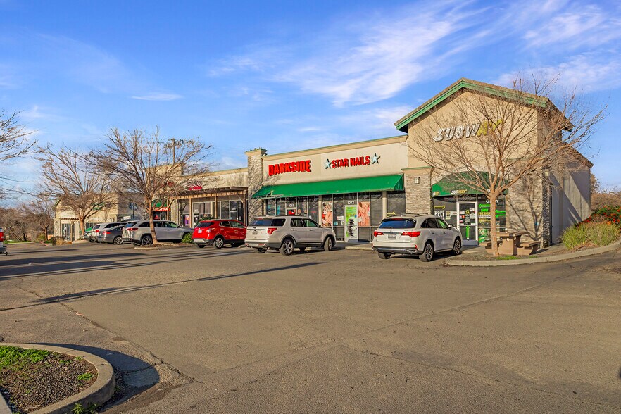 More Photos Of 1072 S Main St, Red Bluff General Retail For Lease
