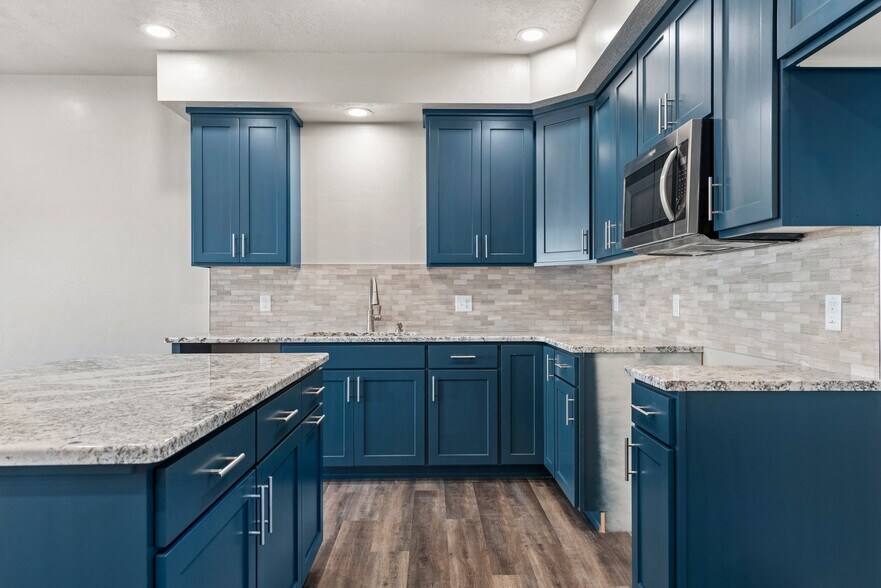 More Photos Of 560 Park Springs Ave, Baker City Apartments For Sale