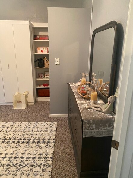 More Photos Of 128 S 5th St, Norfolk Apartments For Sale