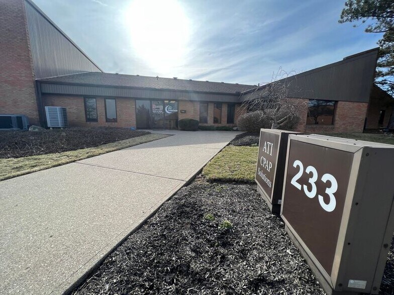 More Photos Of 230-236 Thomas More Pky, Crestview Hills Medical For Lease
