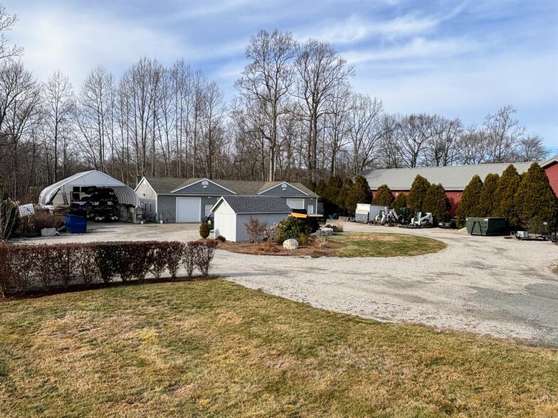 More Photos Of 87 Spencer Plain Rd, Old Saybrook Service For Lease