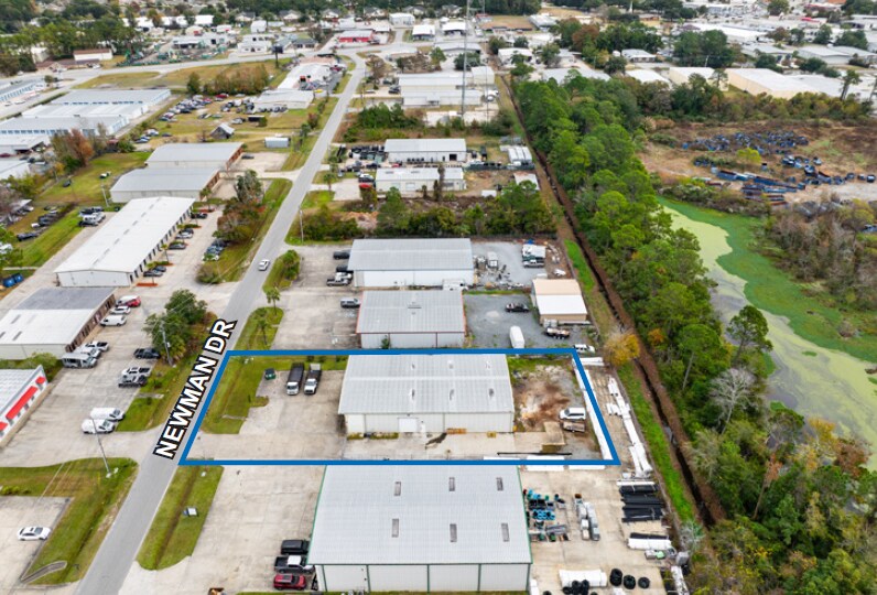 More Photos Of 114 Newman Dr, Brunswick Warehouse For Sale