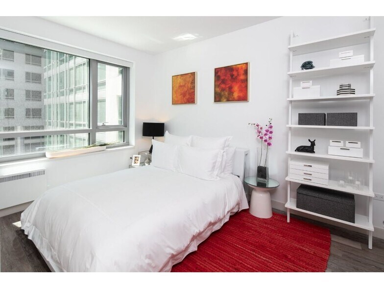 More Photos Of 1177 Market St, San Francisco Apartments For Lease