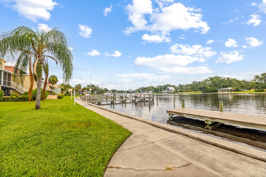 More Photos Of 2424 W Tampa Bay Blvd, Tampa Multifamily For Sale