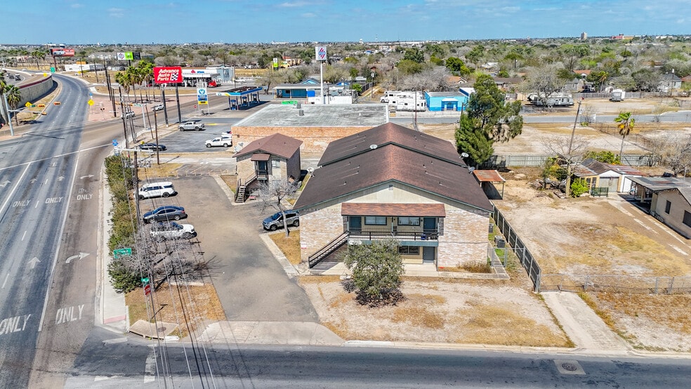 More Photos Of 630 W Taft Ave, Harlingen Apartments For Sale