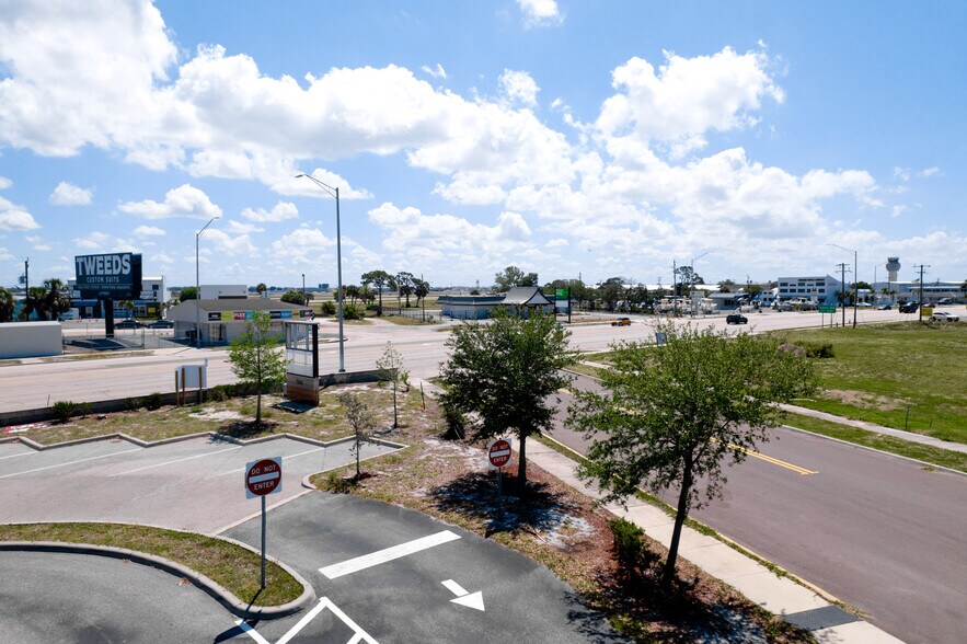 More Photos Of 7972 N Tamiami Trl, Sarasota Land For Sale