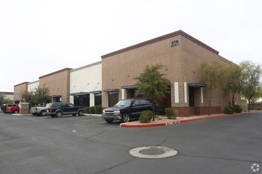 Primary Photo Of 219 S William Dillard Dr, Gilbert Warehouse For Sale