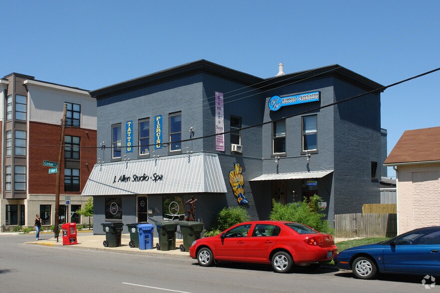 More Photos Of 525 S Upper St, Lexington Storefront For Lease