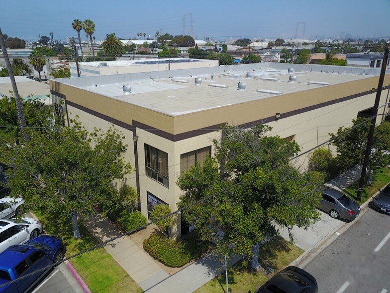 More Photos Of 1640 Hoover Ave, National City Manufacturing For Lease