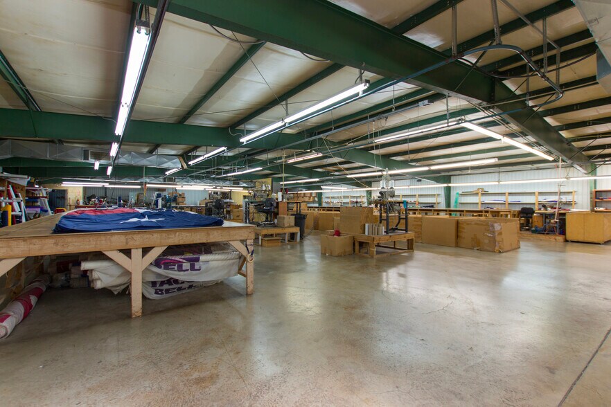 More Photos Of 1453 Johnson Ave, New Hope Manufacturing For Sale