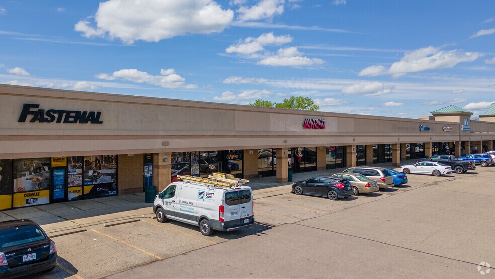 More Photos Of 1065 Reading Rd, Mason Unknown For Lease