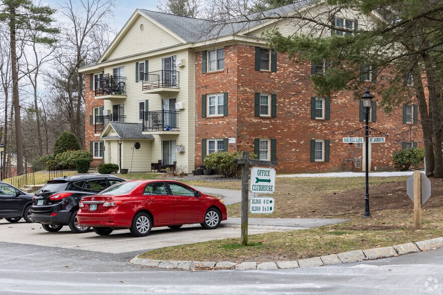 More Photos Of 1 Oak Hill Ln, Nashua Apartments For Sale