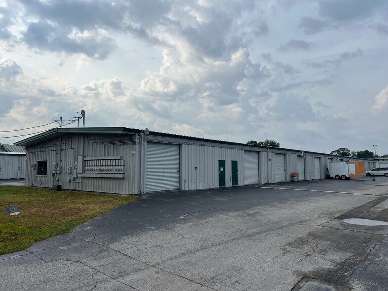 More Photos Of 1506-1634 Old Daytona Cir, Deland Unknown For Lease