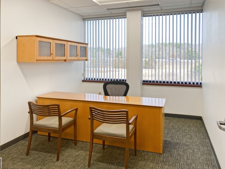 More Photos Of 44 Bearfoot Rd, Northborough Coworking Space
