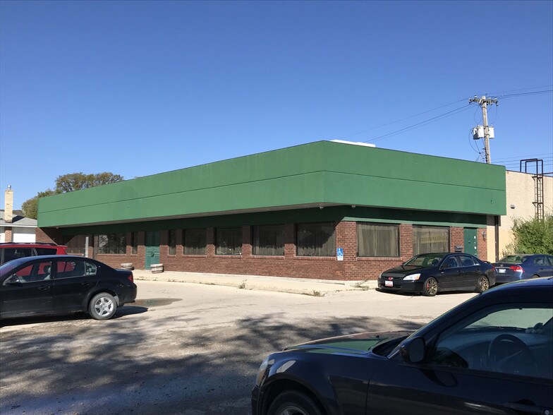 More Photos Of 211 Regent Ave W, Winnipeg Office For Sale