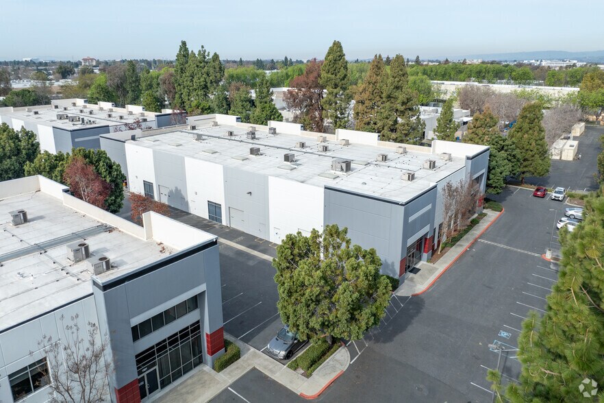 More Photos Of 2188 Ringwood Ave, San Jose Light Distribution For Lease